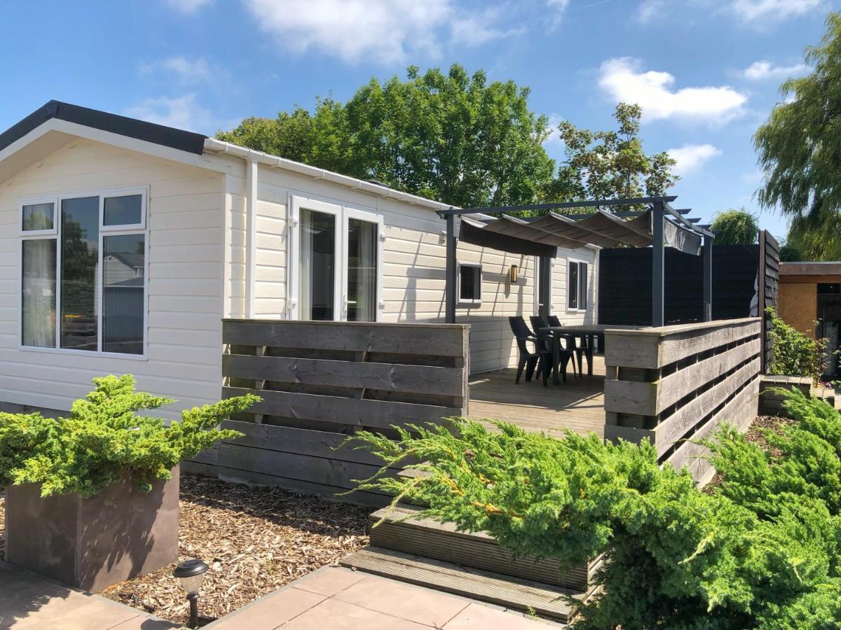 Chalet 3A Op Recreatiepark De Wielen Sint Maarten Eksteriør billede